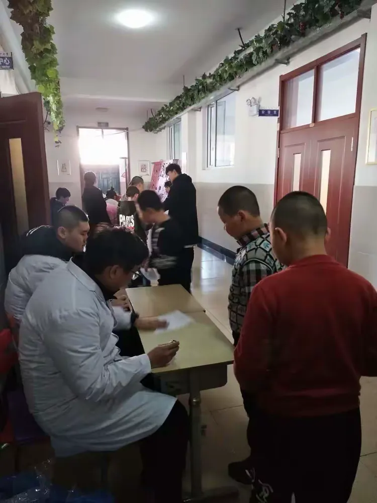 清晨体能课后；拉齐奥复出首秀备战国王杯；赛场秩序良好；医务组通报恢复