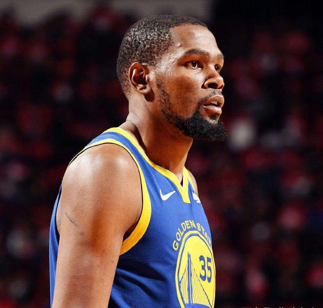 乐鱼体育app-集结日尼斯手感冰凉：欧联节点到来，质疑声仍在，球队文化再被提及