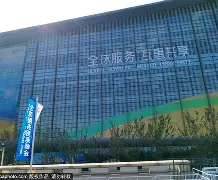 乐鱼体育app-北京首钢训练开放日，转会期造点机会引欢呼，CBA常规赛在即，更衣室氛围转暖